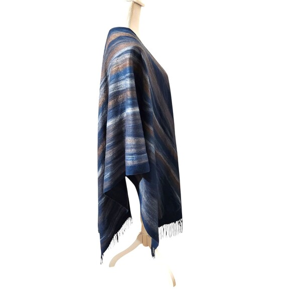 Chicos Wrap Shawl Unique Blue & Tan Color w/ Fringe One Size Fits All - Picture 2 of 8